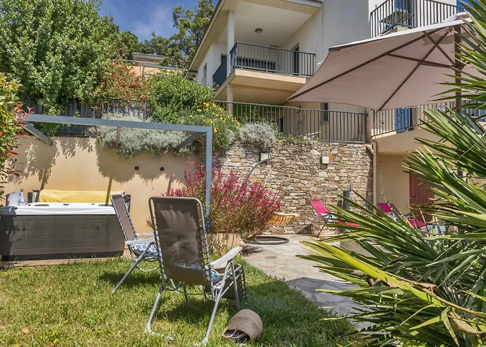 Les Terrasses D'erbalunga * Erbalunga (Corsica)